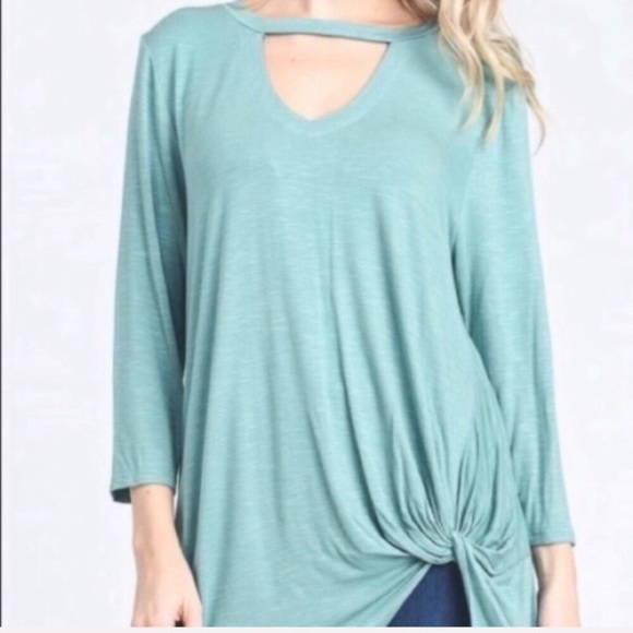 Sage Knotted Keyhole Tunic - Picture 2 of 3